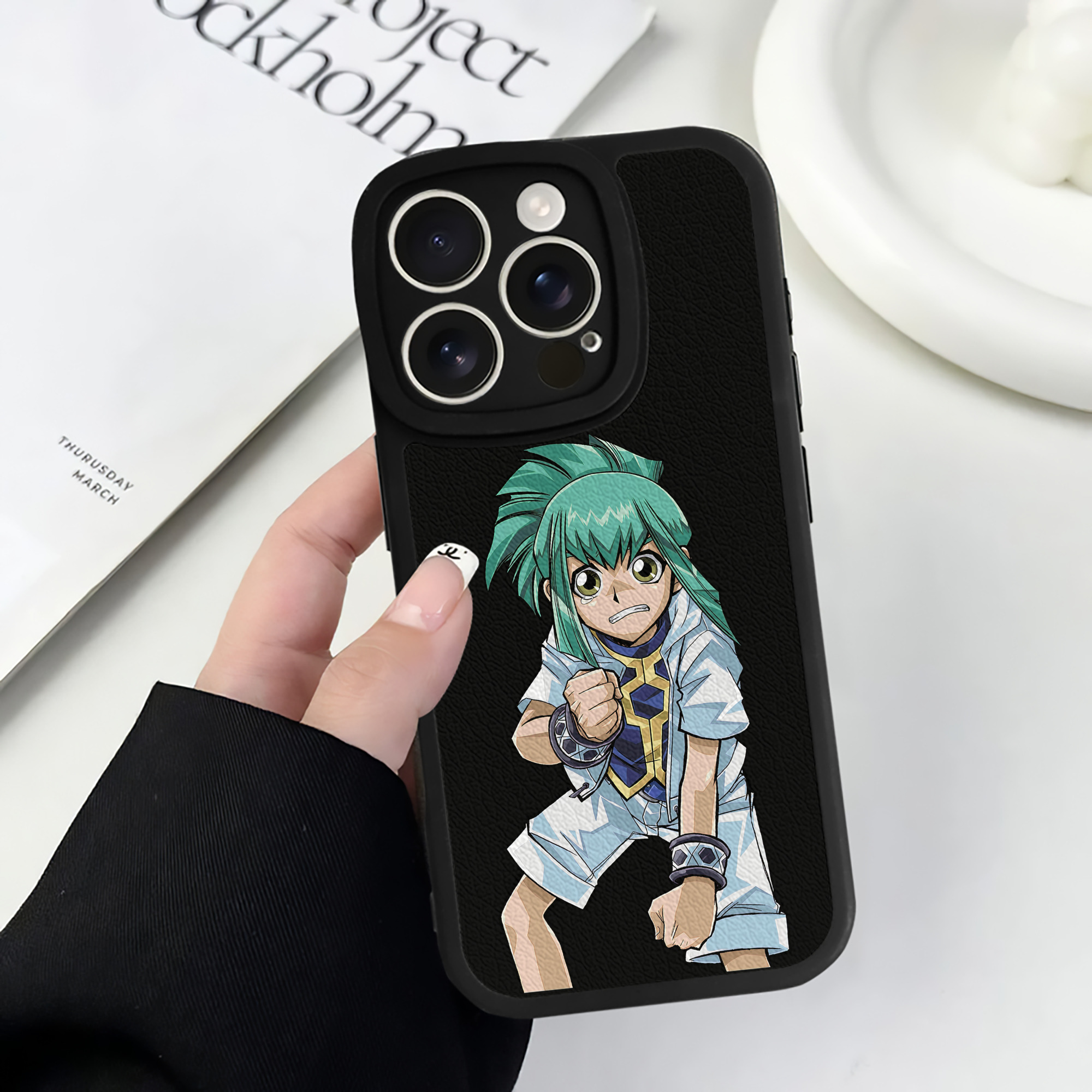 遊☆戯☆王 Yu-Gi-Oh! 【iPhone 16シリーズ対応】シリコンスマホケース（レザー調） 材質：シリコン